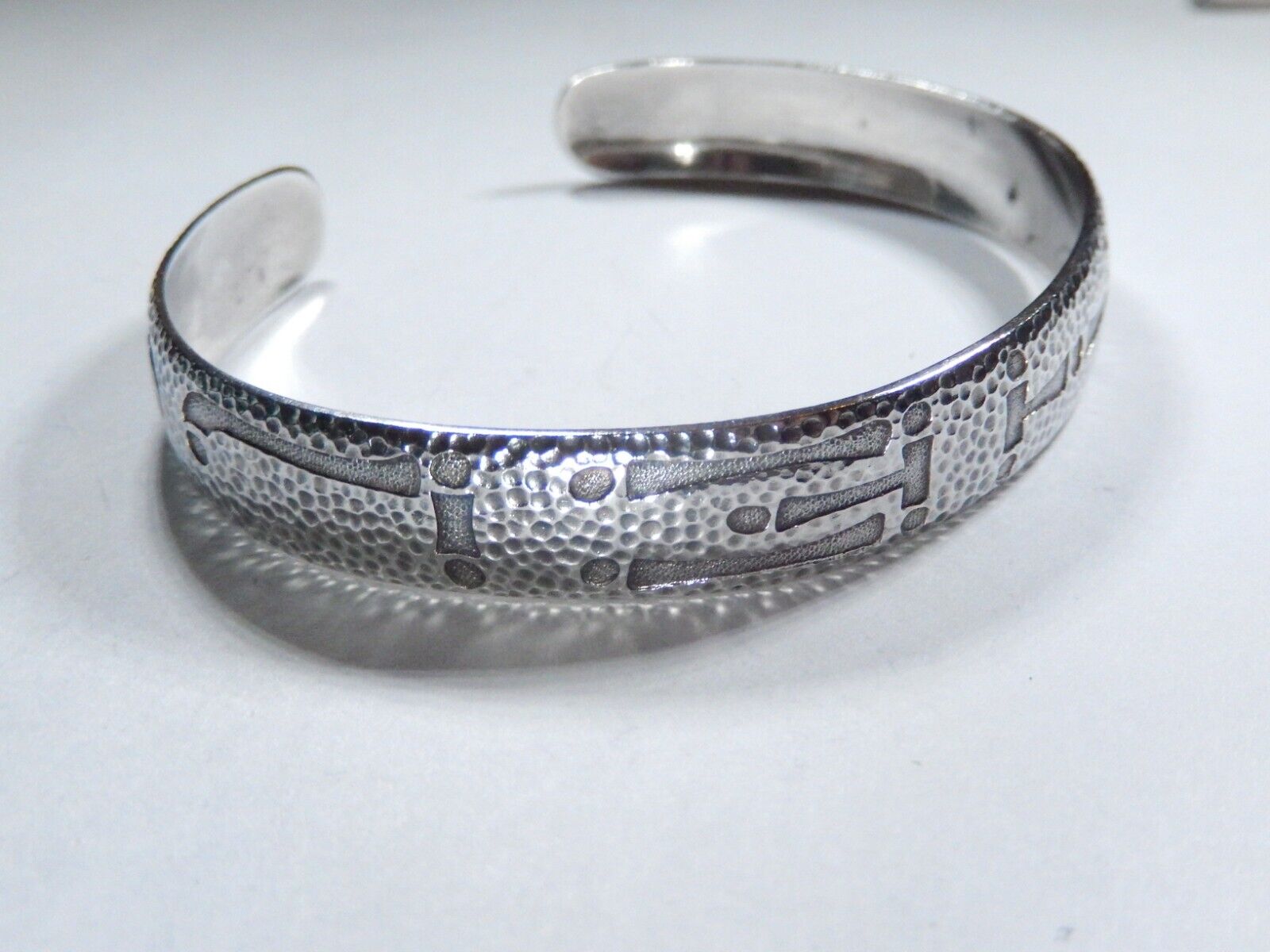 VINTAGE - Sterling Silver Ornate Textured Cuff Br… - image 4