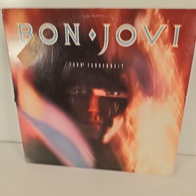 Bon Jovi 7800° Fahrenheit LP VINYL ALBUM RECORD Mercury 422-824509-1 M-1 1985