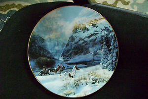 Vintage-W-L-George-Porcelain-034-Running-With-The-Wind-034-1993-Julie-K-Cole-8-039-Plate