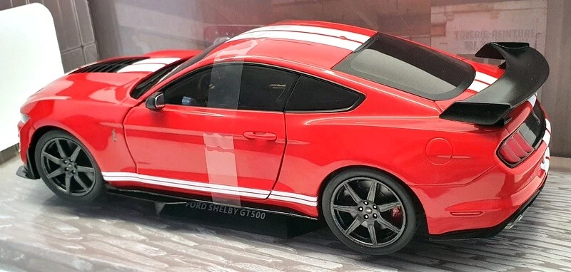 Solido 1/18 Scale Diecast S1805903 - 2020 Ford Shelby GT500 Fast Track - Red - Image 2 of 4