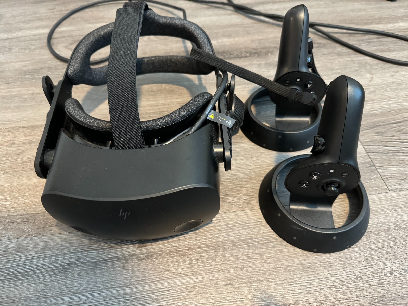 HP Reverb G2 Virtual Reality Headset Black (1G5U1AAABA) 195122339524