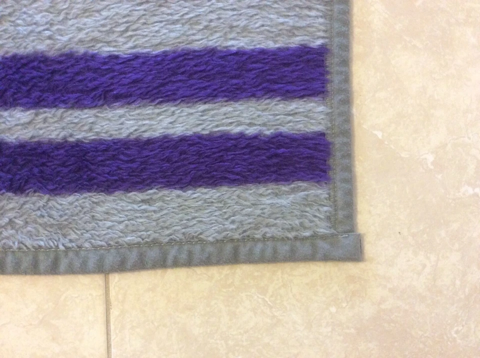 Manta Biederlack De Colección Colorado Rockies Púrpura Gris Negro Gráfico Logo Acrílico Foto 2 de 4