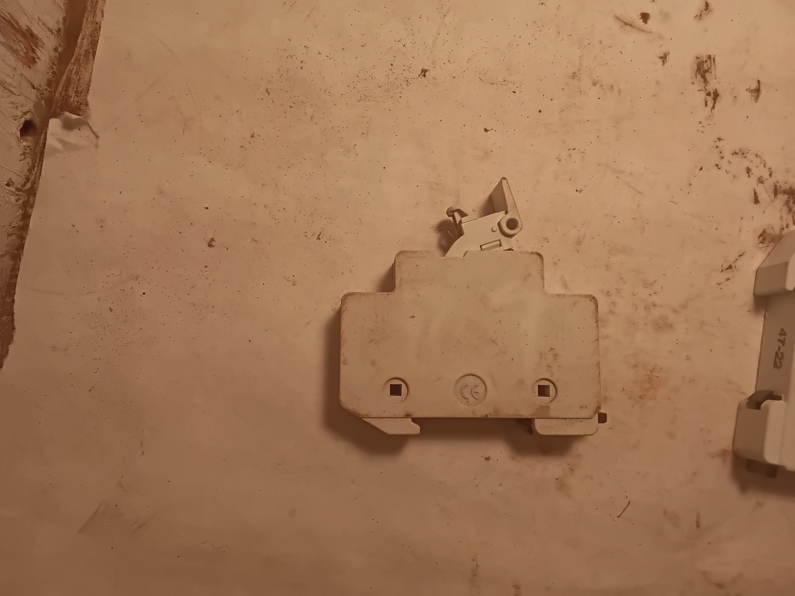 FERRAZ SHAWMUT USCC1I-DC24 P215477 24 FUSE HOLDER 30A Lots Of 2 (L7A)