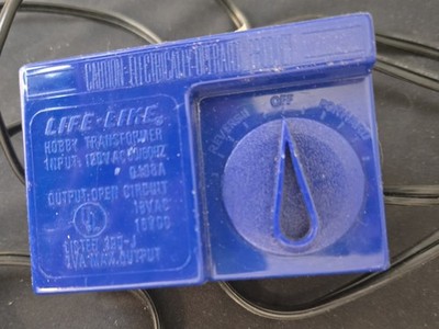 Life-Like 120V Blue Model Railroad Transformer Reverse Function Power Supply