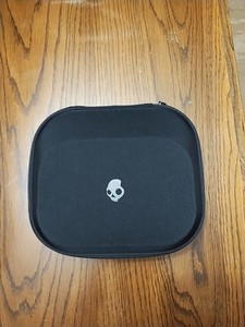 Skullcandy Kilo Carrying Case - Case Only - Black