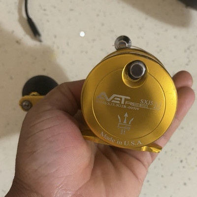 Avet SXJ5.3 Gold Aluminum Fishing Reel 5.3:1 Gear Ratio MPN SXJ5.3G2R-00519