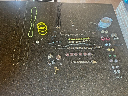 Estate Sale Find Vintage Costume Jewelry Lot 55+ Pieces