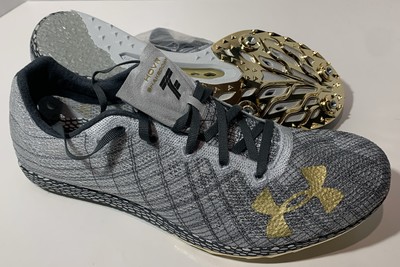Men s Size 9.5 Under Armour HOVR Shakedown Halo Grey Track and Field 3022515-105