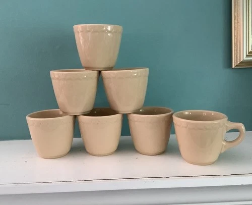 Lot Of 7 Syracuse china restaurant ware coffee cups Ironstone Coffee Mugs Beige