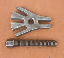 Proto 4001-B Puller Hub and 4001-S Bolt USA