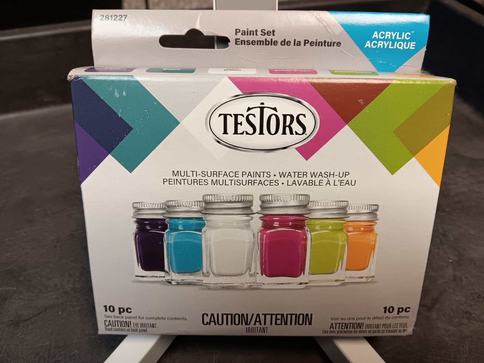 Testors 6-Color Acrylic Paint Set with Tray and 3 Brushes 281227