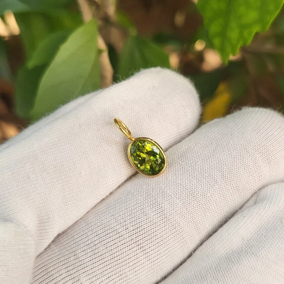 14k Solid Gold Peridot Necklace, September Birthstone Charm Pendant For Nacklace - Image 3 of 4