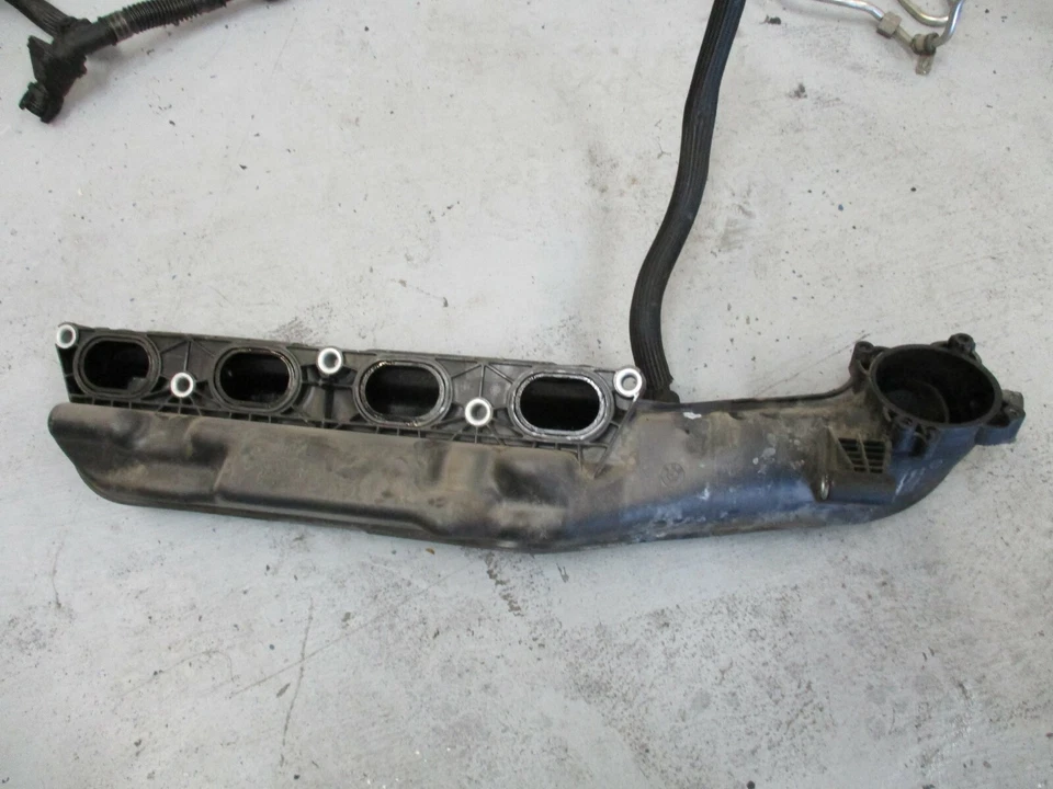 09-12 BMW N63 550i 750i X5 X6 Colector de admisión derecho izquierdo 11617555666 Foto 4 de 4