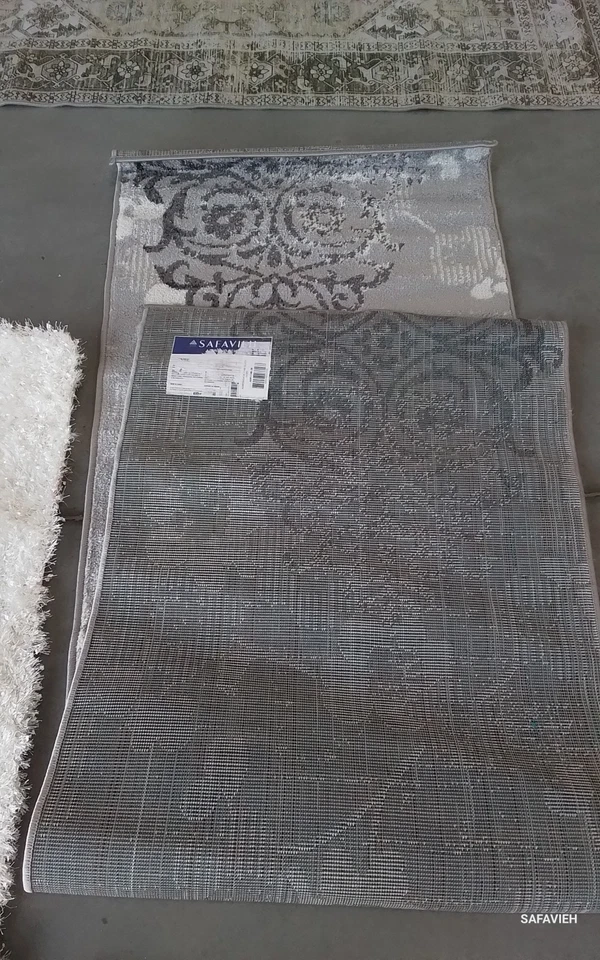 Alfombra PLATA/MARFIL 2'-6" x 8'-0" defecto, precio reducido 1172784914 ADR114B-28 Foto 2 de 4