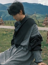 Tibetan clothing Men's splicing Tibetan robes Kangba Tibetan clothing Travel