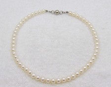 15" inches Long Quality White Genuine Freshwater Pearl Necklace Jewelry NK719