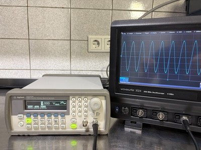 HP Agilent  33220A Funktionsgenerator 20MHz   6 Monate Garantie bitte lesen