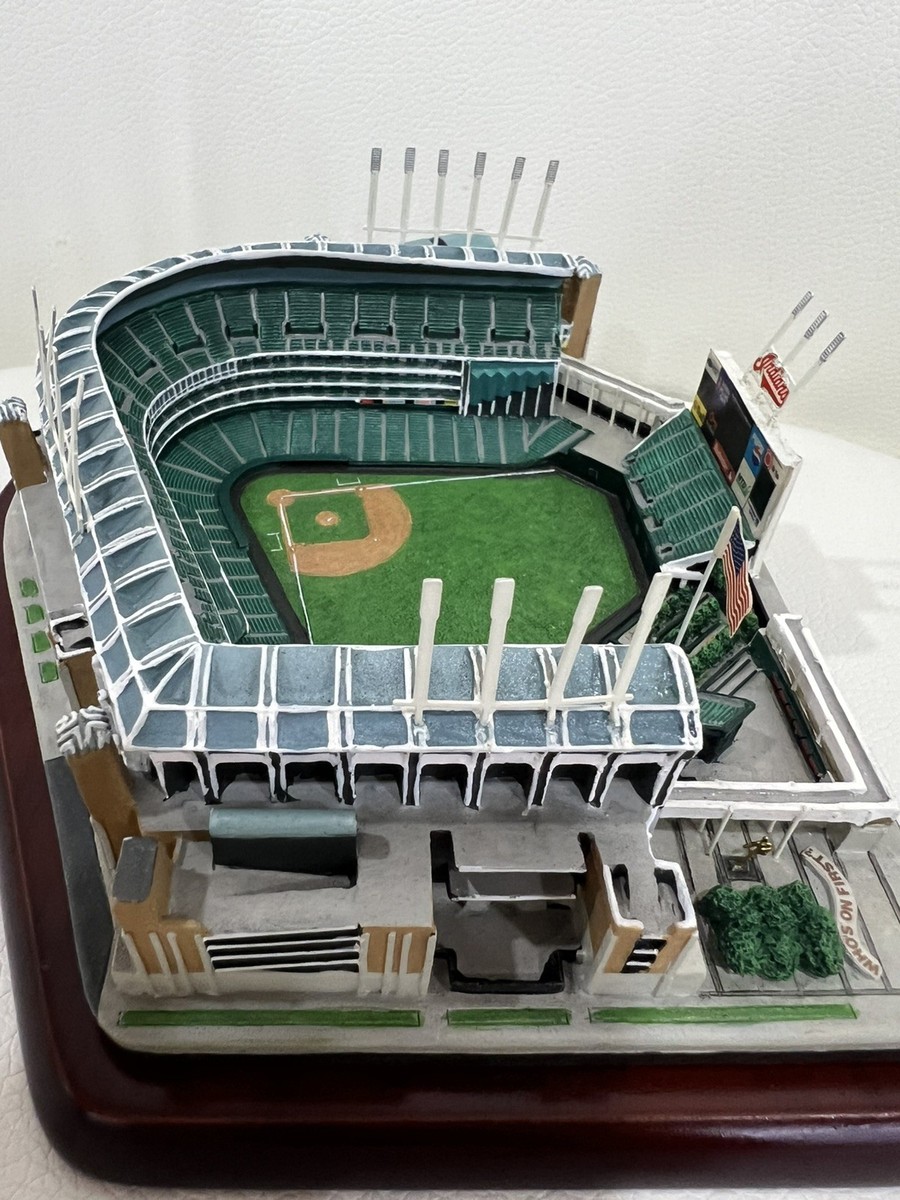 希少ダンバリーミント　Jacobs Field (現プログレッシブ・フィールド) Danbury Mint Jacobs Field Cleveland Indians Replica Stadium MLB