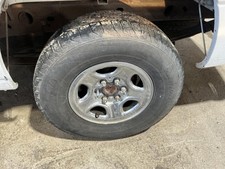 Used Wheel Fits 2001 Chevrolet Silverado 1500 Pickup 16x6-12 6 Lug Wheel Steel
