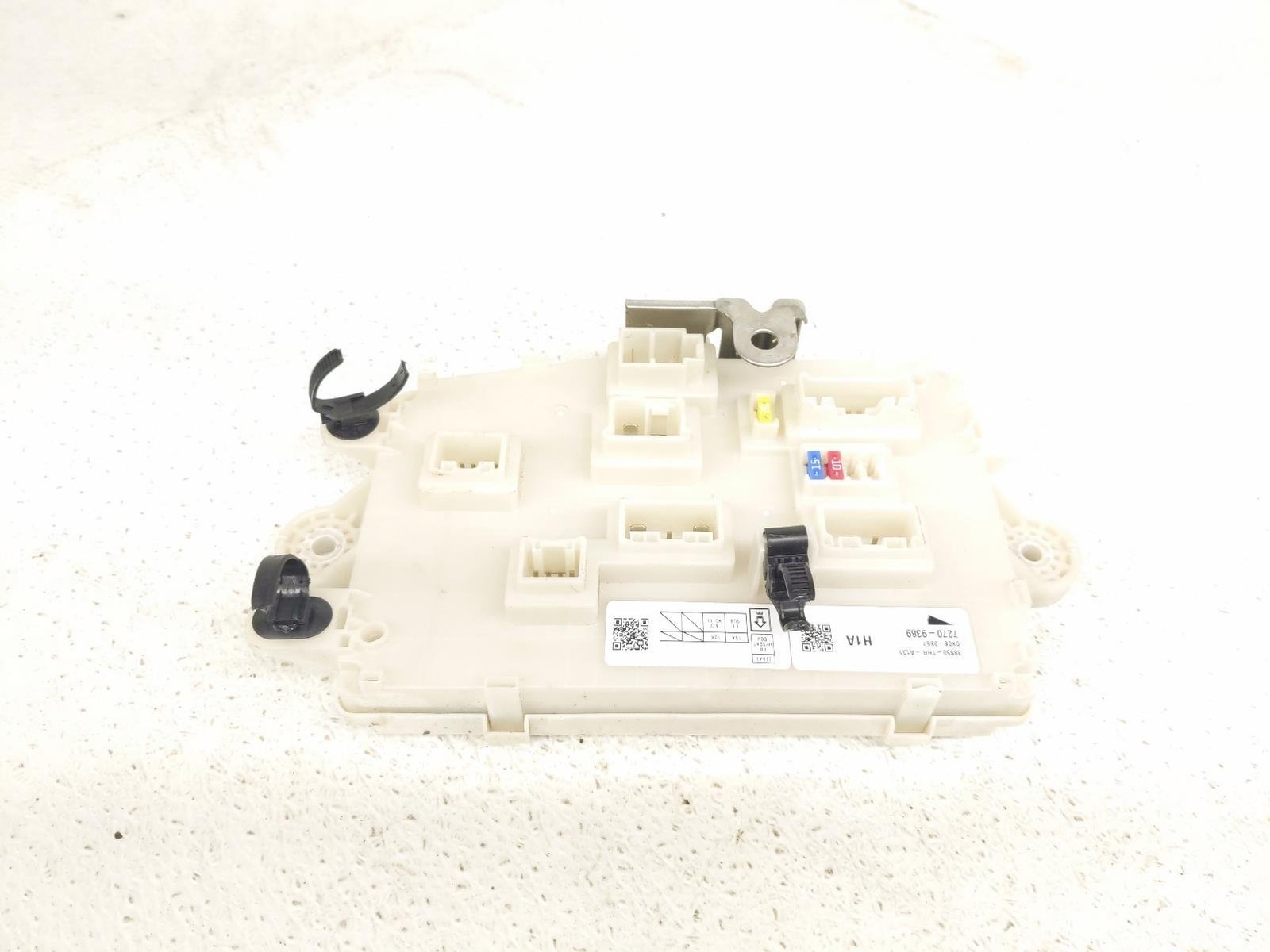 2018-2024 Honda Odyssey Front Body Control Module & Fuse Box 38850-Thr-A13