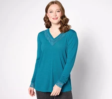 #1547 LOGO Layers by Lori Goldstein V- Neck Waffle Mesh Top with Lace Trim Sz XL