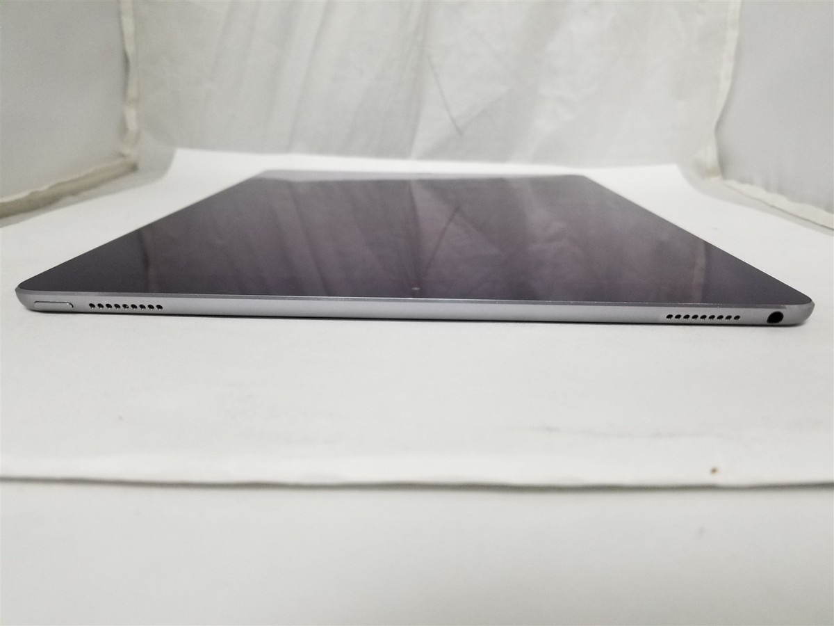 Apple iPad Pro (12.9-inch) A1584 32 GB, Wi-Fi, 12.9 in - Space