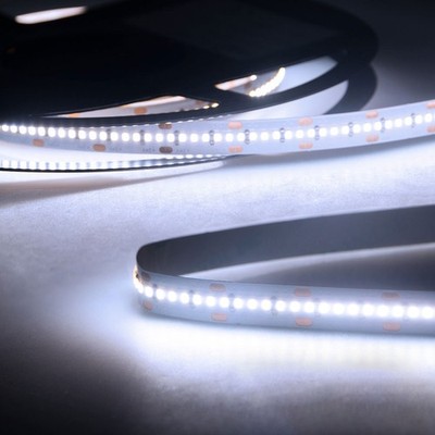 LED Streifen LINEAR 5m 32W 700lm/m 24V DC 6500K CRI>92 EEK:A+