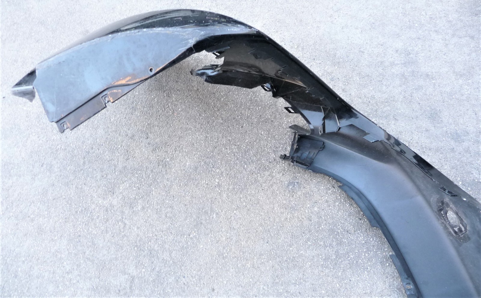 2023-2024 McLaren Artura Front Bumper Upper Cover Section 16AD275CP 16AD276CP OE