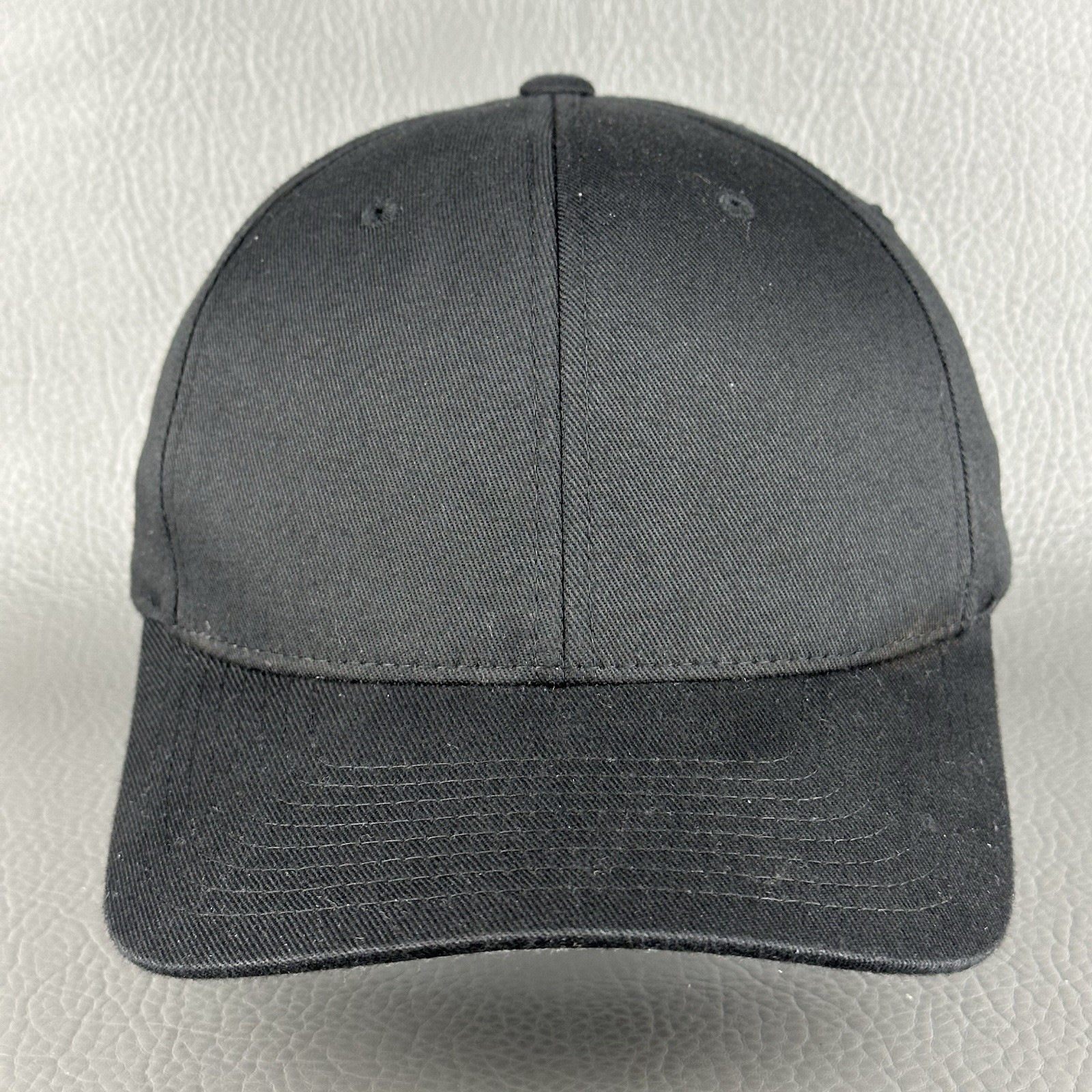 Solid Black FlexFit Hat Small - Medium Stretch Fi… - image 3