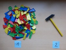 1x Hammerspiel, WAHL aus geometrischen Teilen (Plastik) ODER Hammer aus Holz