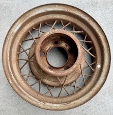 1935 Ford Wire Spoke Wheel Rim 16 X 4 Oem 5 X 5.5 Bolt Circle 1935 Ford Wire Spoke Wheel Rim 16 X 4 Oem 5 X 5.5 Bolt Circle