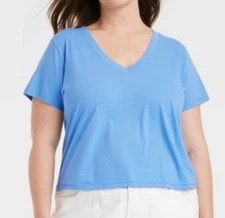 NEW Universal Thread Women's Short Sleeve V-Neck T-Shirt Size XL