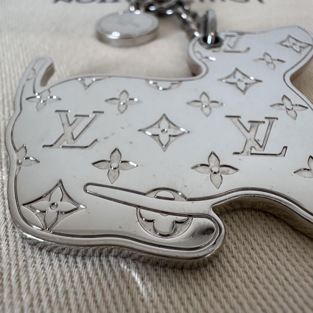 Louis Vuitton M00747 Key Chain Bag Charm Dog Tennis Ball Japan