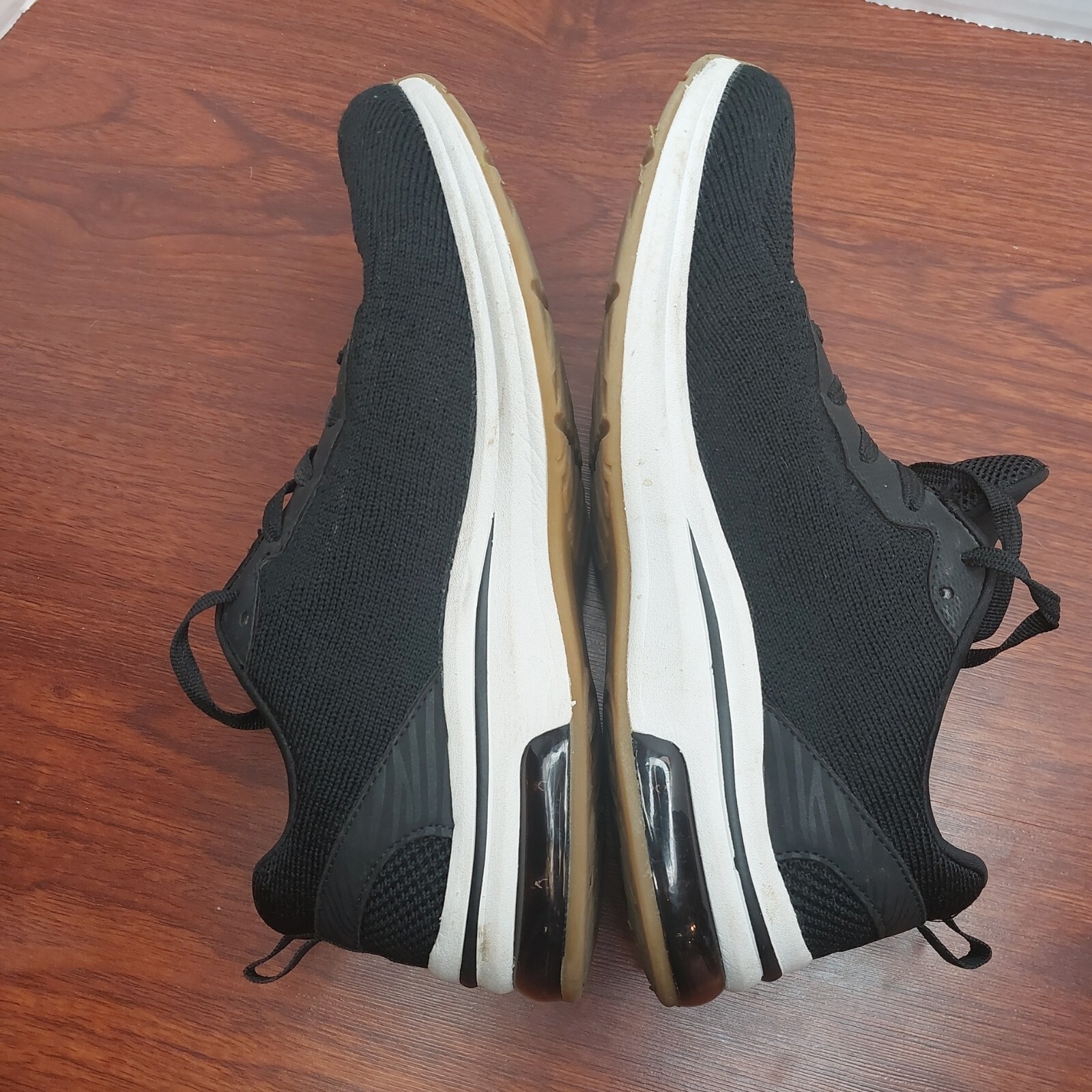 Skechers Womens Memory Foam SN 12564 Blk Gold Lace Up Running Shoes Size 7.5