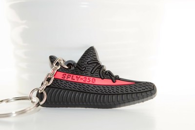 yeezy keyring 3d