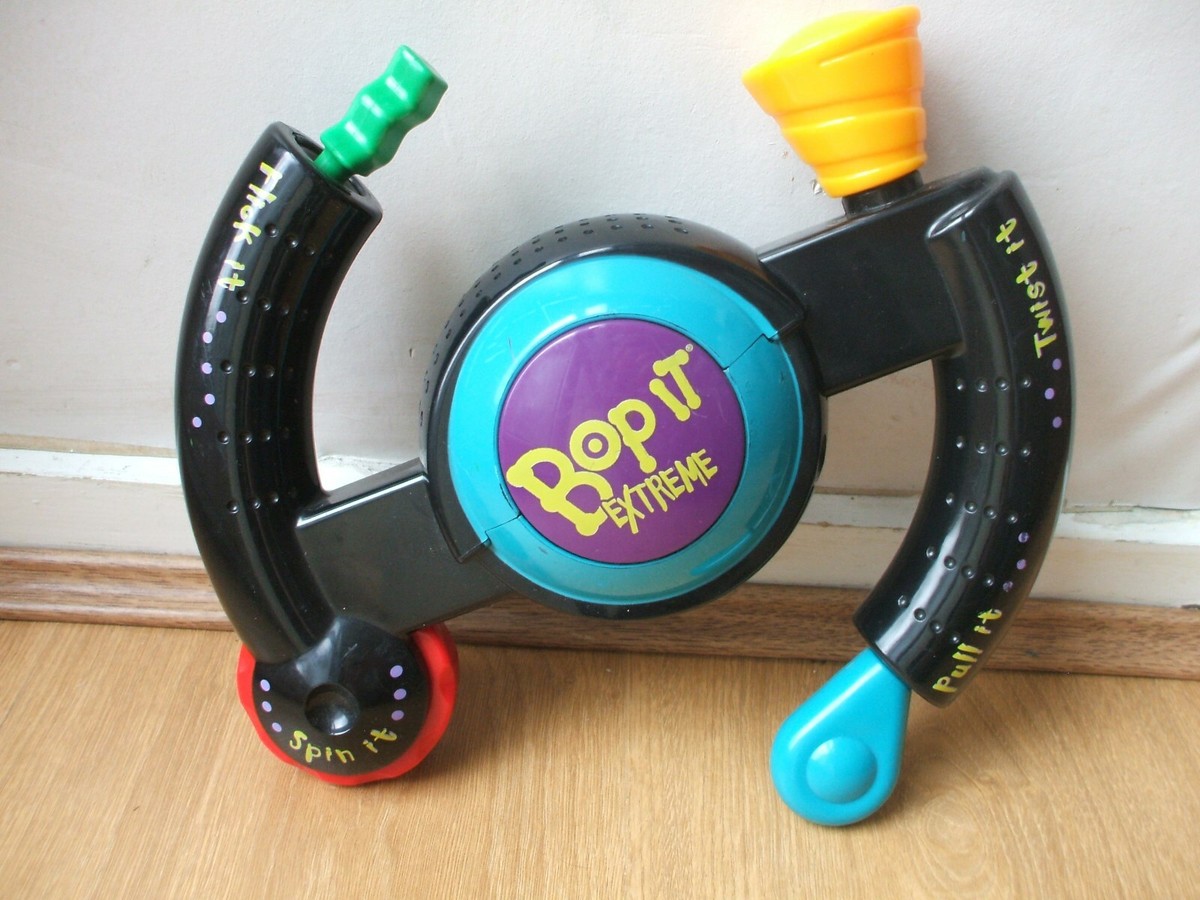 BOP IT CLASSIC EXTREME XT PINK SMASH TETRIS R2D2SILLY SAUSAGE BEATS STAR  WARS