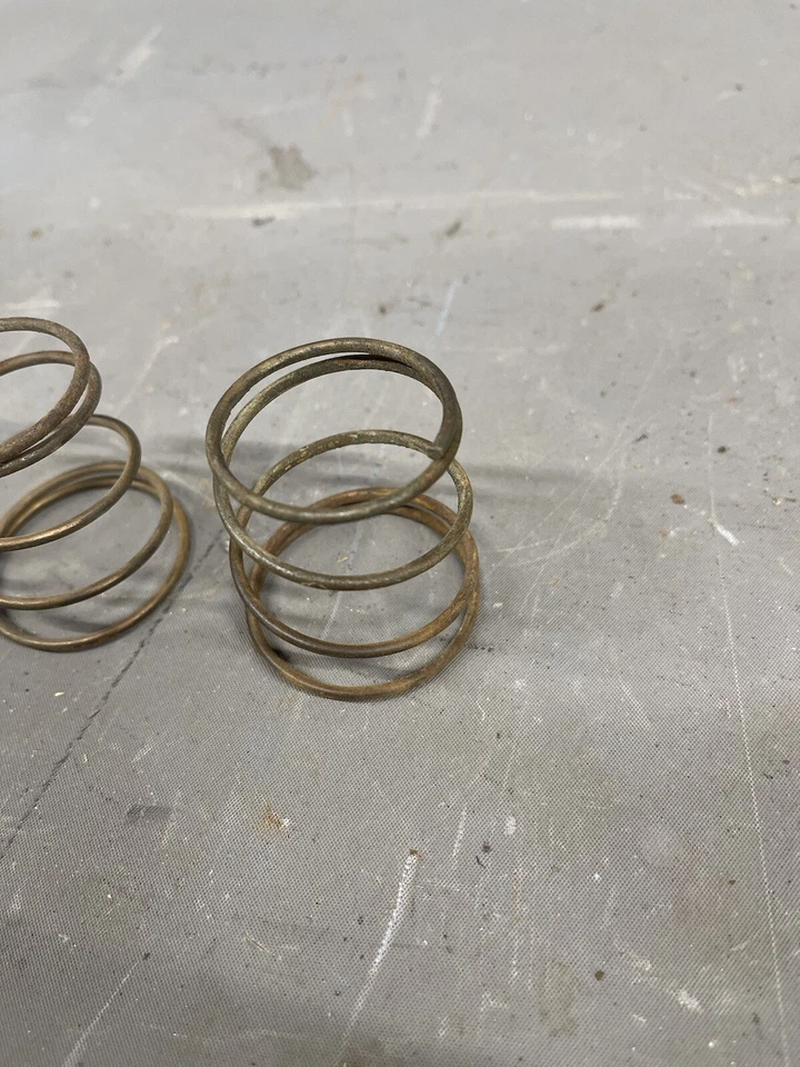 1955-1972 Impala Camaro Chevelle Cutlass 442 GTO Door Panel Window Crank Springs - Image 2 of 4