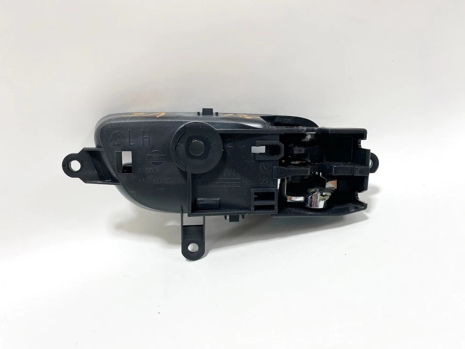 13-20 NISSAN PATHFINDER TRASERO IZQUIERDO LADO IZQUIERDO INTERIOR INTERIOR MANIJA PUERTA OEM Foto 2 de 4