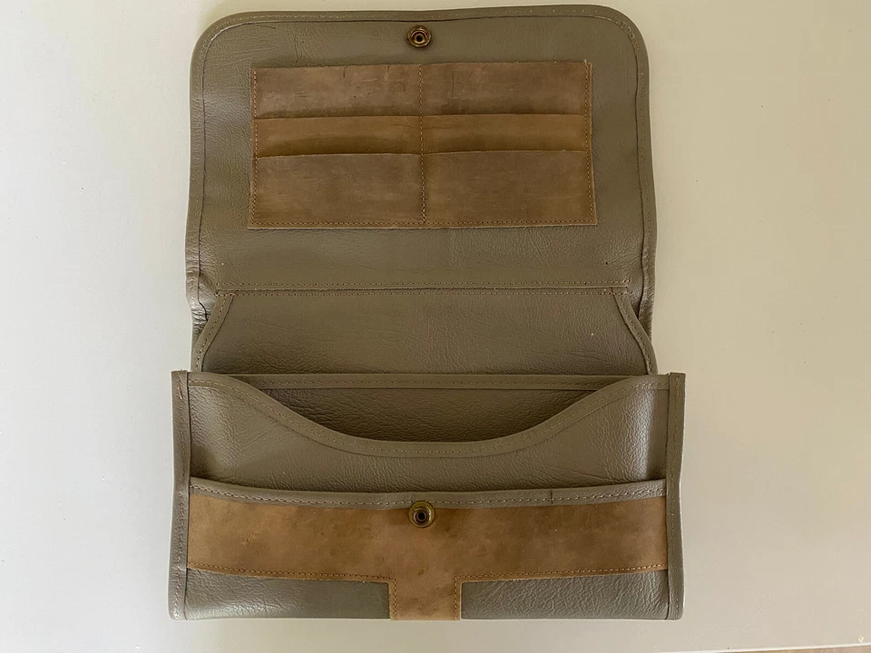 SAAB 1992 9000 CD edición Griffin manual del propietario con contenido original y tarjeta Foto 3 de 4