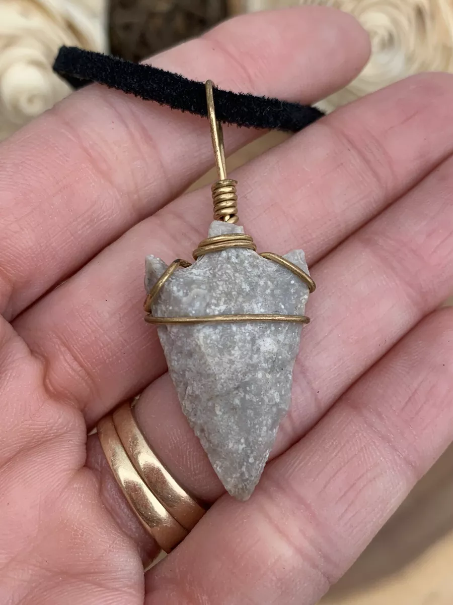 INOX Gold IP Chiseled Arrowhead Pendant with Box Chain | Valentine's Fine  Jewelry | Dallas, PA