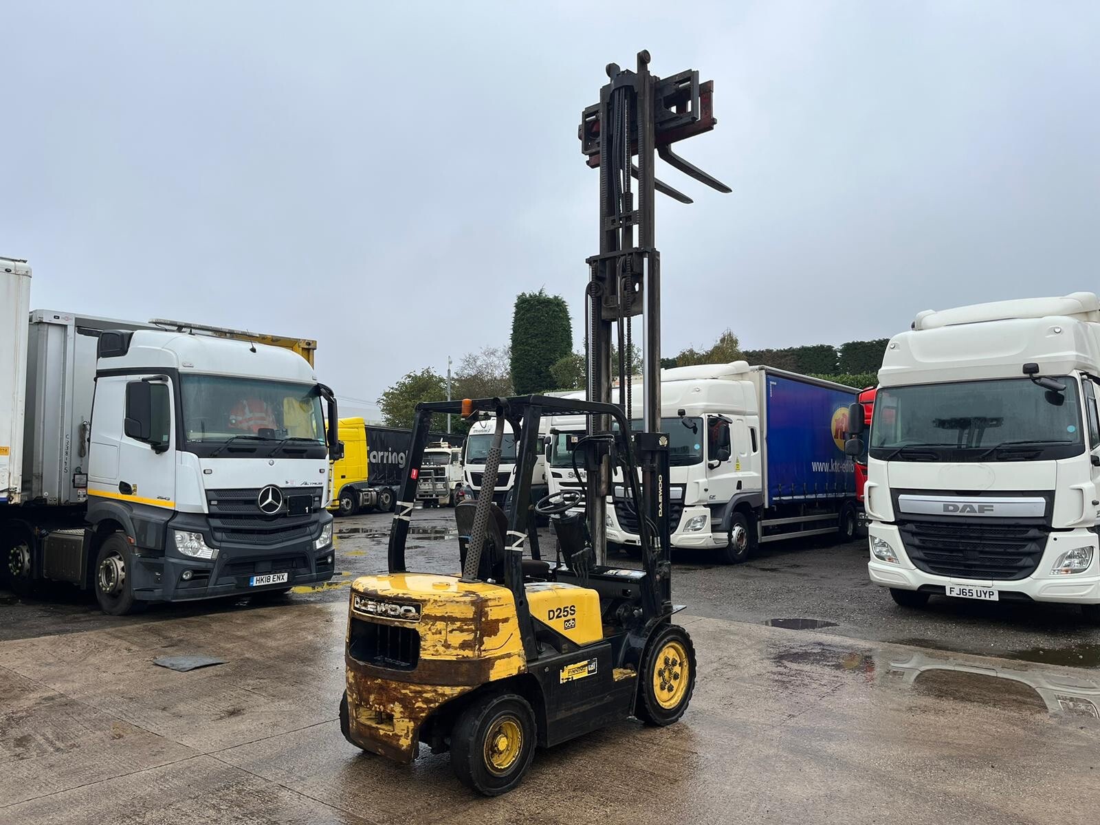 Doosan Daewoo D255-3 Low Mast Counterbalance Container Spec Forklift ...