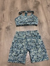 Sweaty Betty Power workout set in the Blue Meadow Bra Small Shorts Size 4