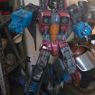 Transformers Starscream 3inch Plastic  Statue Figure Robot Red Blue Gray Black