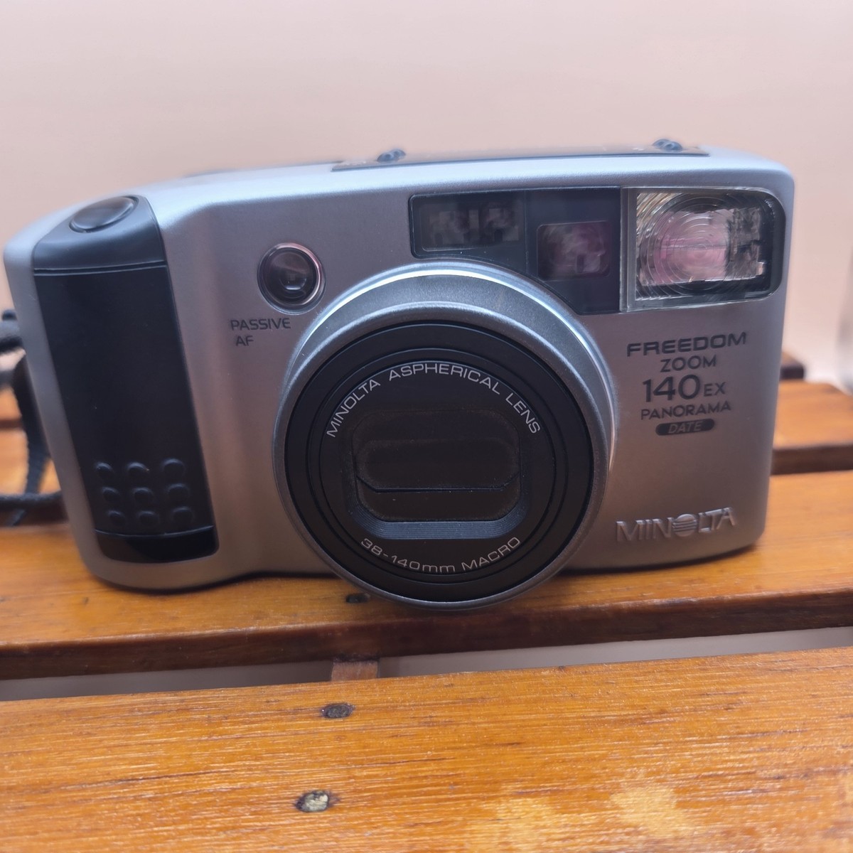Minolta Freedom Zoom 140EX 35mm Point & Shoot Film Camera for sale