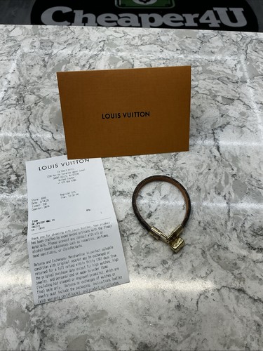 Louis Vuitton Leather Bracelet With Charm And Receipt. M8031E