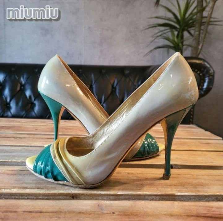 miu miu ゴールド グリッター パンプス miu miu ゴールド グリッター パンプス Gold Heels Miu Miu for sale