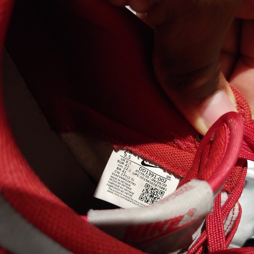 Size 9.5 - Nike Dunk Low SP UNLV 2021 - Picture 8 of 8