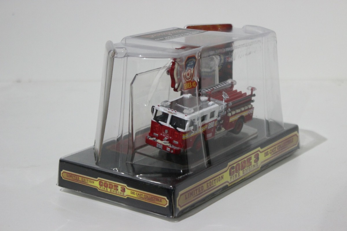Code 3 1/64 Seagrave Fire Engine FDNY 292 Pumper Fire