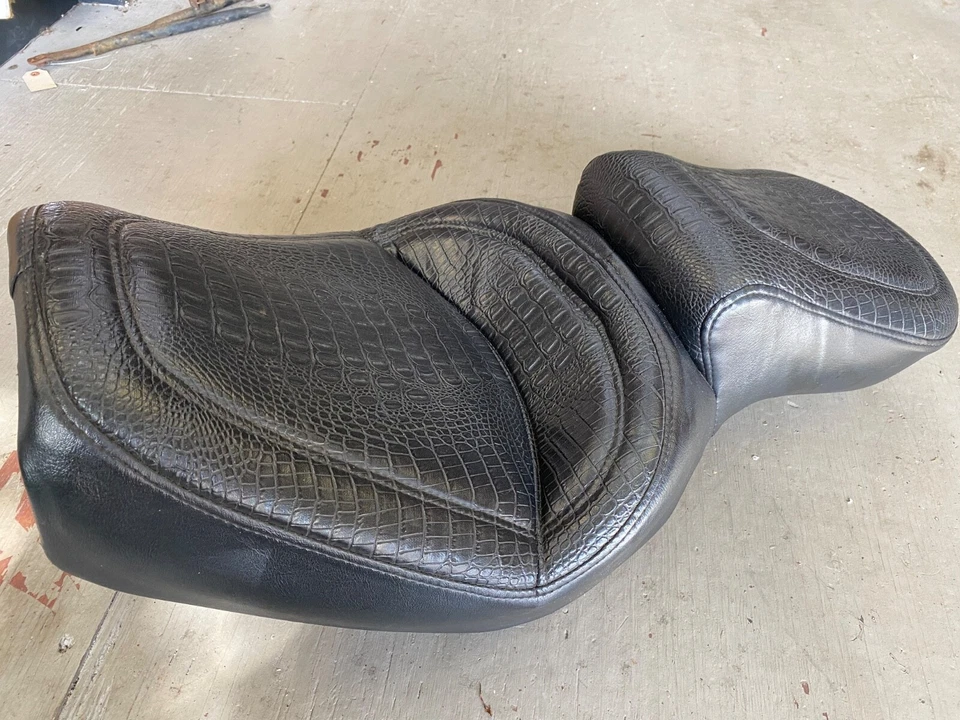 2001 Kawasaki Vulcan 1500 Nomad & CLASSIC 1500 BANCO DE PASSAGEIRO MOTORISTA - Imagem 4 de 4