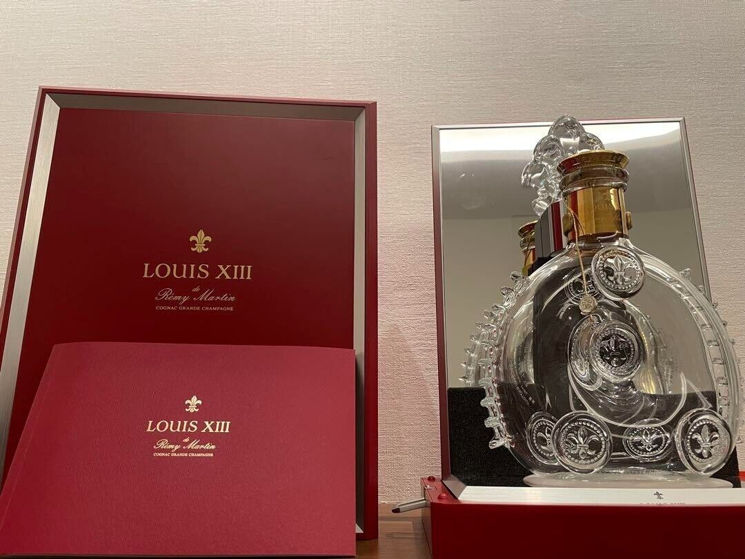 Louis XIII Empty Cristal Bottle BOX Brandy Alcohol Remy Louis XIII Empty Cristal Bottle BOX Brandy Alcohol Remy